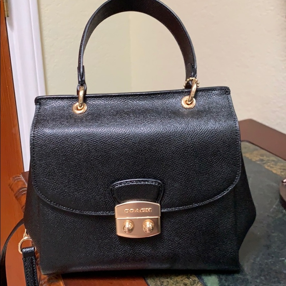 Coach Black Avery Crossover